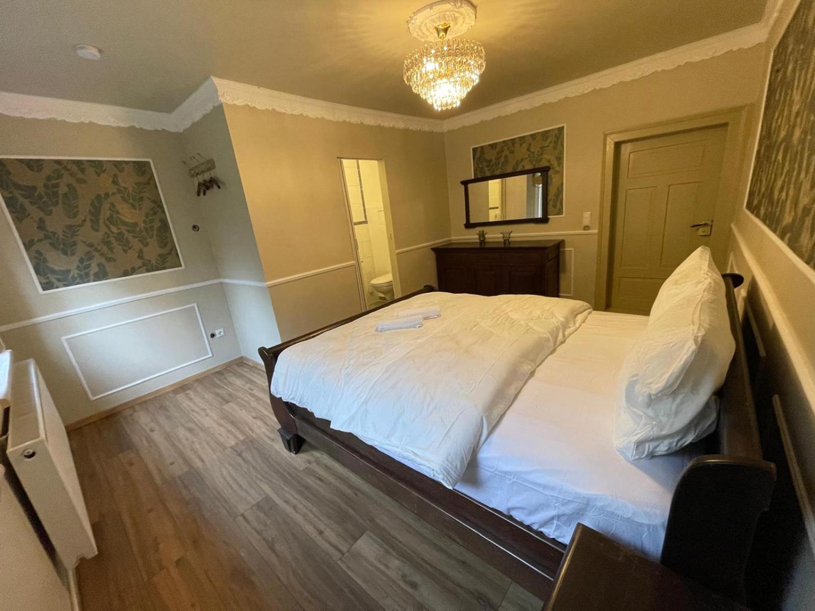 Boutique Hotel Am Bahndamm Neuhaus am Rennweg Eksteriør billede
